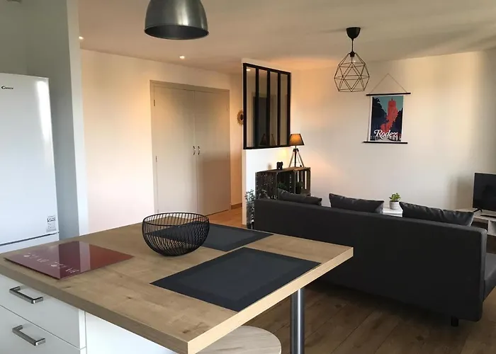 T2 50M2 3*,Centre Ville,Calme,Lumineux Charme
